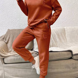Elegant Sweater and Pants Set for Women - Stylish and Comfortable!