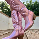 Gracie - Chic metallic cowboy boots for an irresistible look!
