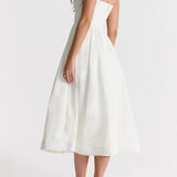 Lara™ - Elegant Sleeveless Dress
