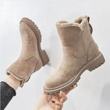 Elegant Christine Women's Snowboots for a Stylish Winter